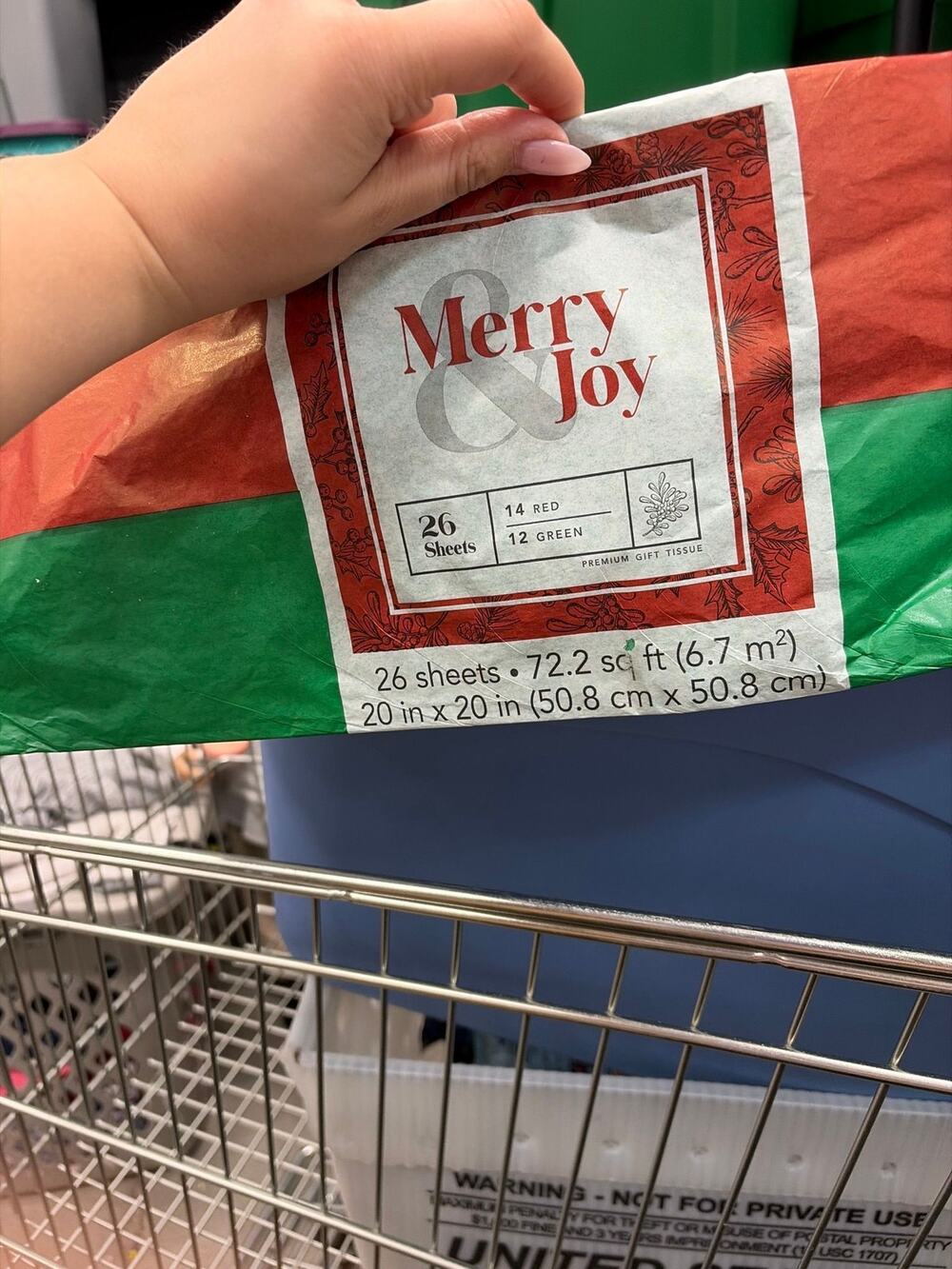 4 Packs of red and green tissue paper